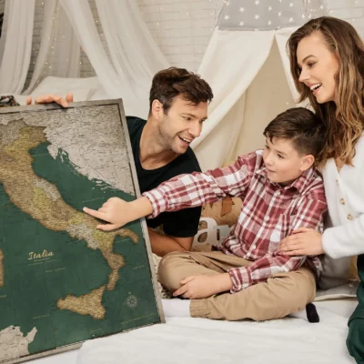 Mapa Korkowa Włoch z pinezkami Green