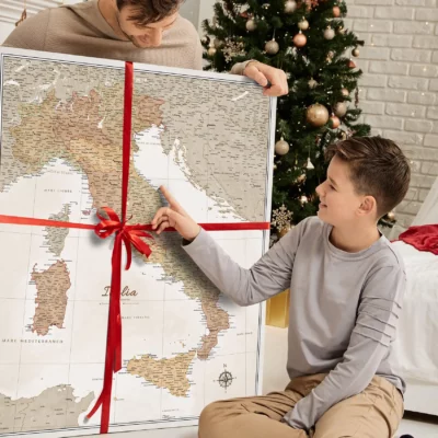 Mapa Korkowa Włoch z pinezkami Cream Multicolor