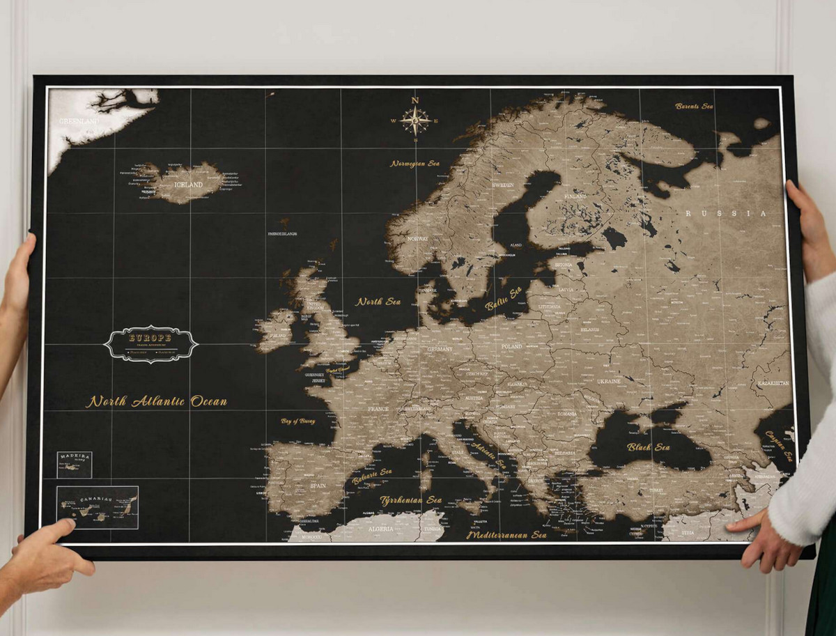 Mapa Europy – nie tylko do nauki. Jak wykorzystać ją jako dekorację w domu lub biurze