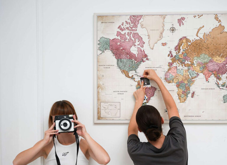 Jak dbać o mapę korkową, żeby wyglądała jak nowa przez lata